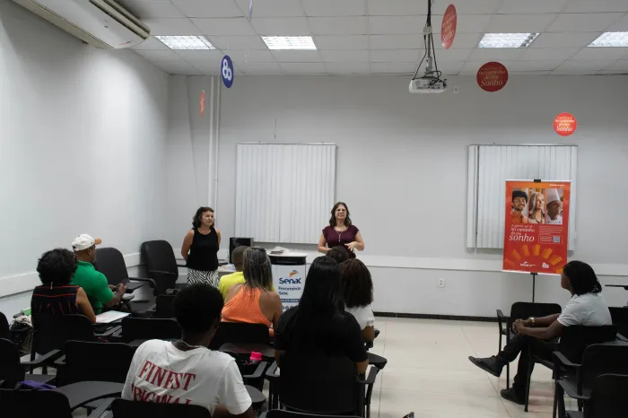 Curso gratuito de inglês prepara profissionais de Alagoinhas para atendimento no setor turístico