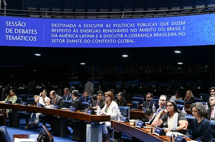 Debate no Plenário aponta gargalos para expansão de energias renováveis