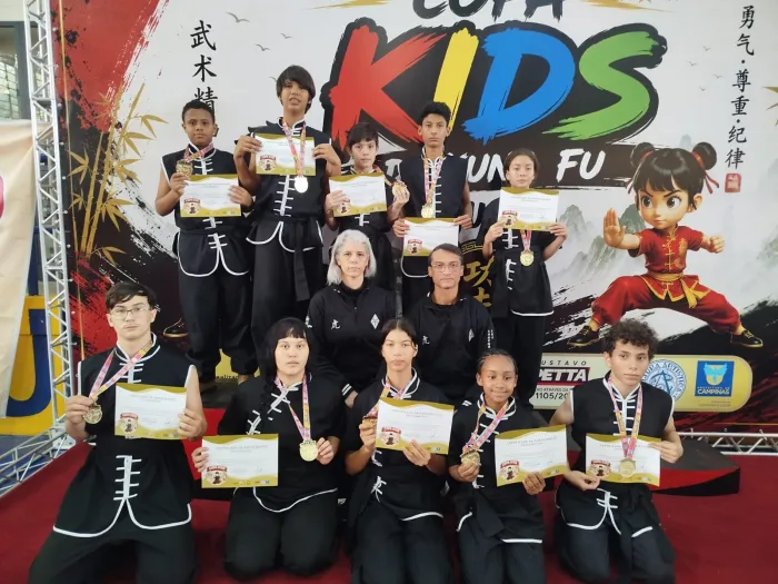Araçatuba recebe grande mestre de kung fu e comitiva internacional em evento com crianças da rede municipal