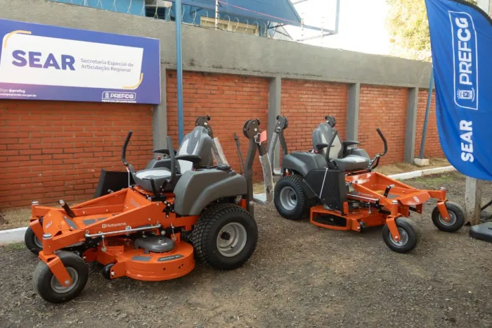 PrefCG entrega novos equipamentos de zeladoria urbana