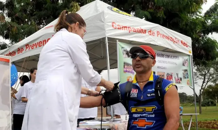 Pesquisa de polipílula para prevenção do AVC busca 8,5 mil voluntários