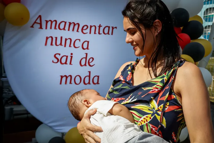 Agosto Dourado reforça a importância do aleitamento materno