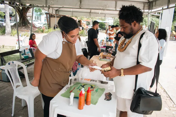 Feira de Empreendedorismo encerra Semana das Juventudes com valorização dos jovens e da economia criativa