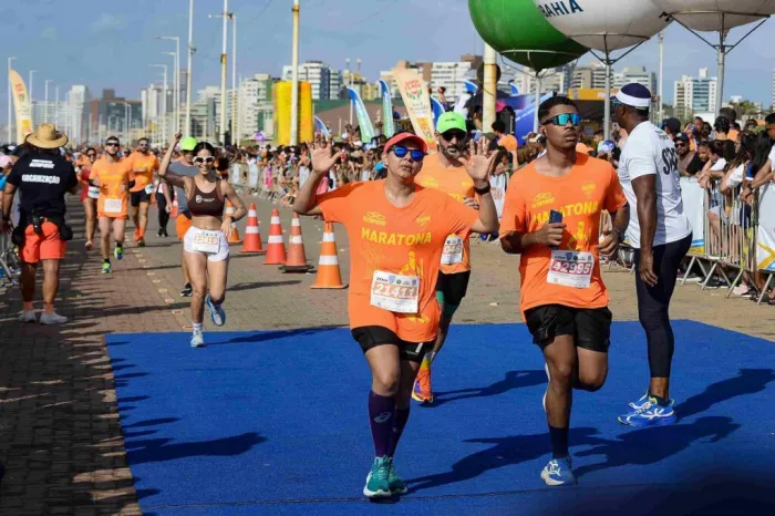 Maratona Salvador abre espaço para praticantes de caminhada
