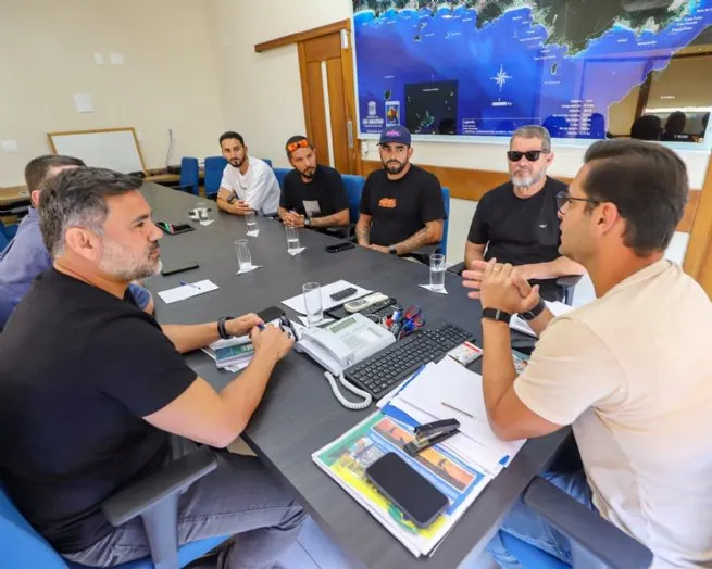 Prefeitura discute qualificação de marinheiros e demandas do setor pesqueiro da Barra do Sahy