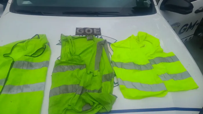 Guardas municipais detêm guardador de carros com celular furtado no Catete