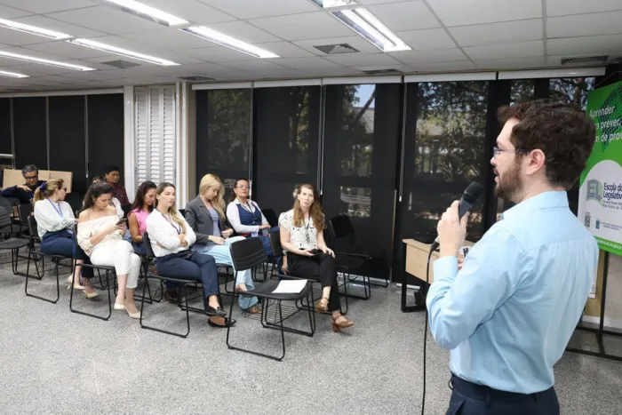 Minicurso orienta sobre como identificar e combater a desinformação