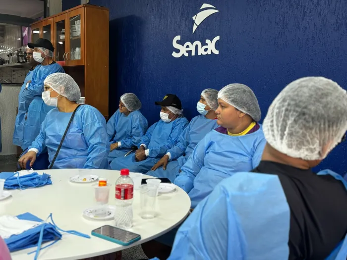 Ação visou orientar sobre procedimentos adequados de higiene e manipulação, contribuindo para a redução de riscos sanitários
