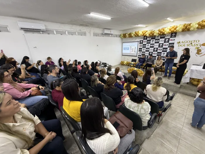 I Encontro da Rede de Apoio ao Aleitamento Materno reúne profissionais e gestores no Instituto Cândida Vargas