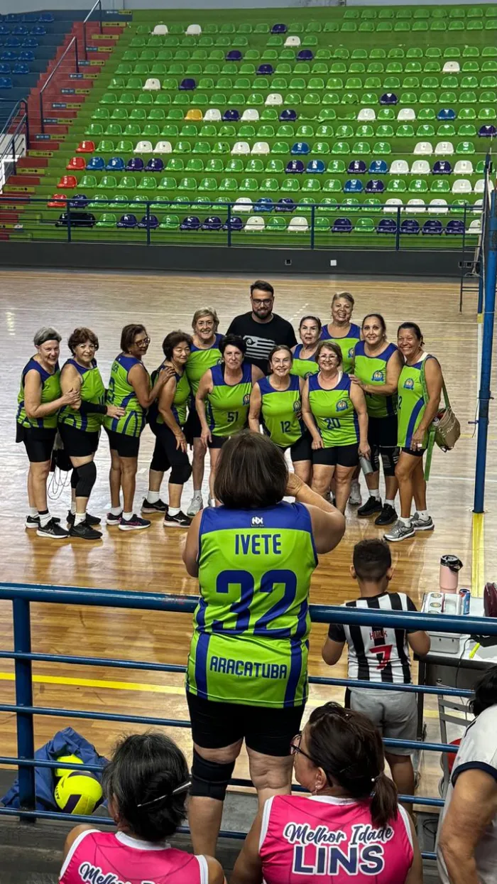Araçatuba conquista títulos nas categorias 58+ e 68+ em quadrangular de vôlei adaptado