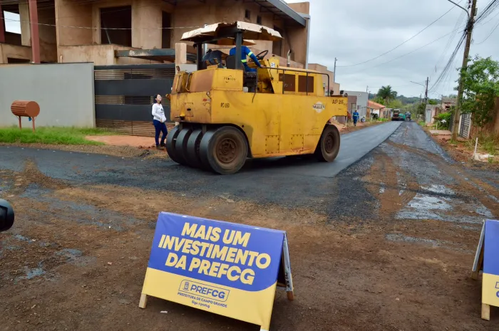 Jardim das Perdizes ganha asfalto em dez ruas 