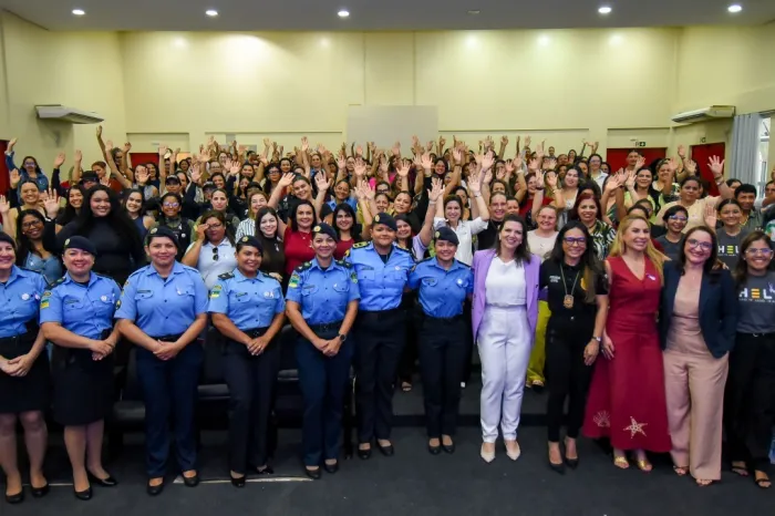Palestras sobre violência doméstica reforçam importância da informação, acolhimento e do autocuidado