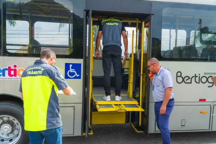 Bertioga realiza fiscalização permanente da acessibilidade no transporte público municipal