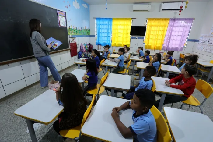 Prefeitura regulamenta na Reme o Programa Municipal de Leitura e Produção Escrita