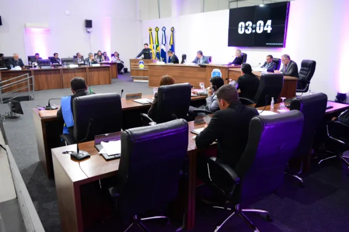 Câmara aprova projetos e reforça apoio a programa de proteção às mulheres