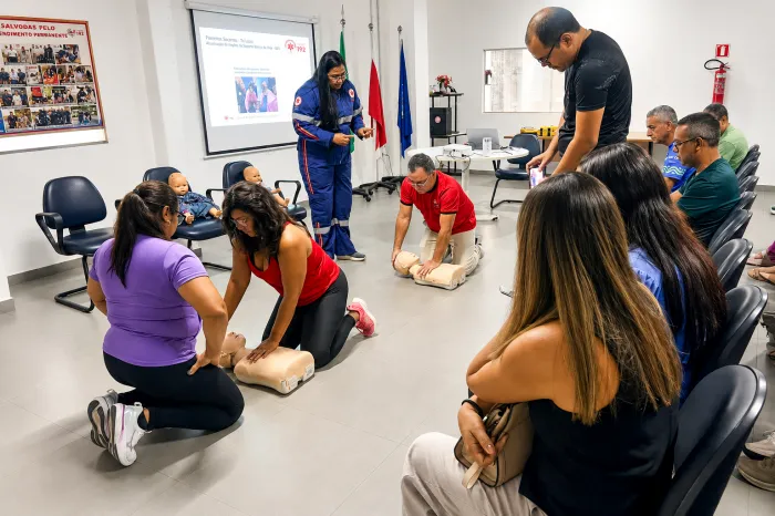 SAMU 192 Belém treina servidores para salvar vidas nas escolas