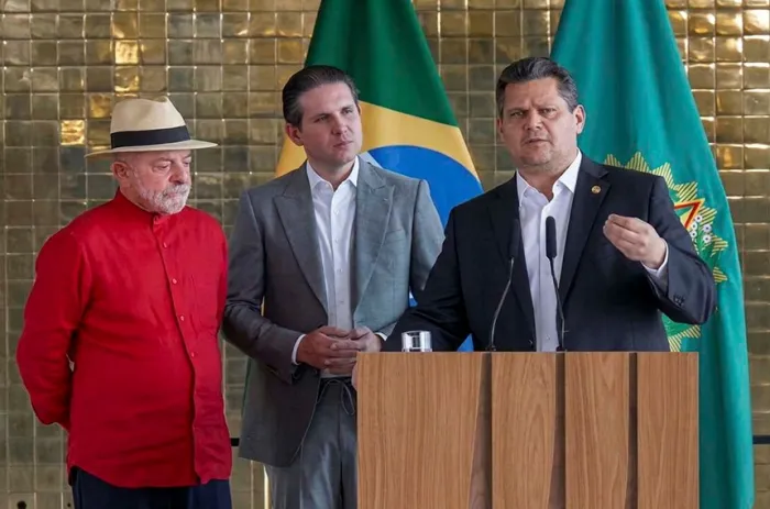 Davi Alcolumbre acerta prioridades do Congresso em reunião com Lula e Motta