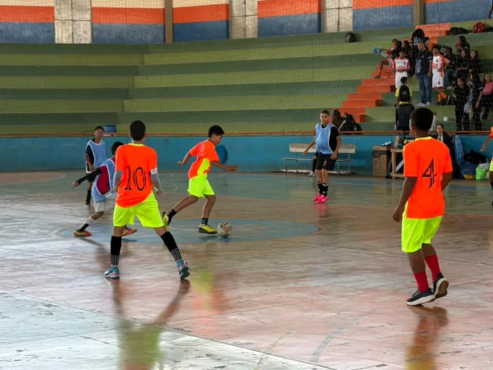 Jogos interclasses promovem inclusão e integração entre estudantes da Escola Arthur Seixas