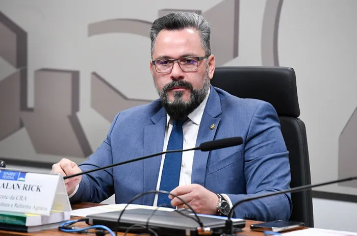 CAE pode aprovar isenção do IR para aposentadas com doença pulmonar rara