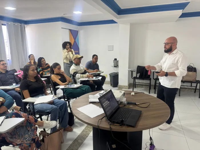 Sala do Empreendedor promove palestra sobre técnicas de vendas para fortalecer negócios em Vitória da Conquista