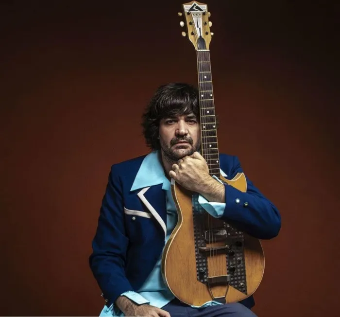 Centro Cultural Araçá abre ao público neste sábado e recebe show do guitarrista Guilherme Held
