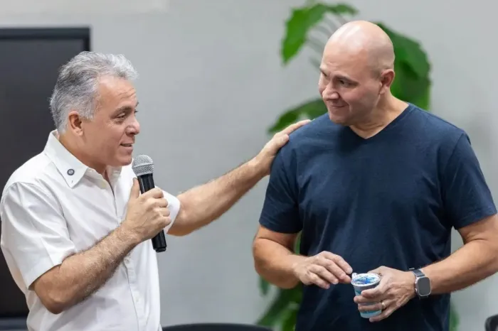 Prefeito e secretário encaminham projeto à Câmara para permitir renovação de contratos da Educação