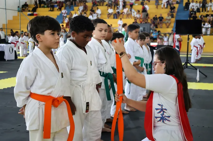 Campeonato Baiano de Karatê reúne atletas de diferentes idades no Ginásio Oyama Pinto