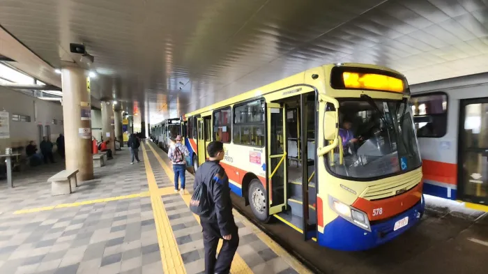 Transporte coletivo terá reforço para show do Maroon 5 neste domingo