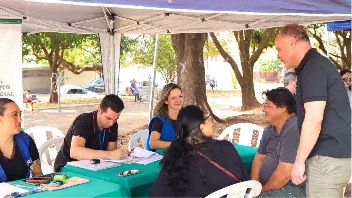Prefeitura em Seu Bairro estreia com 227 atendimentos