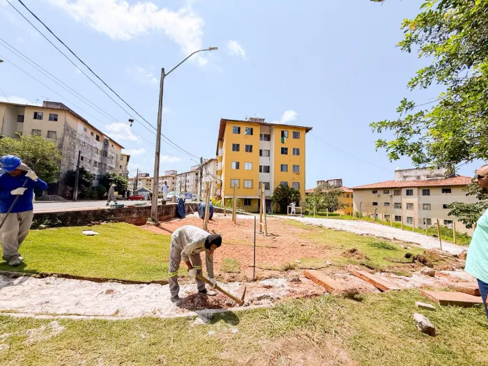 1/9/2026 - Praça do Conjunto Habitacional Dona Lindu, em Itinga, recebe novos equipamentos de lazer