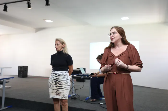 Encontro permite troca de práticas pedagógicas entre profissionais que atuam em salas de AEE
