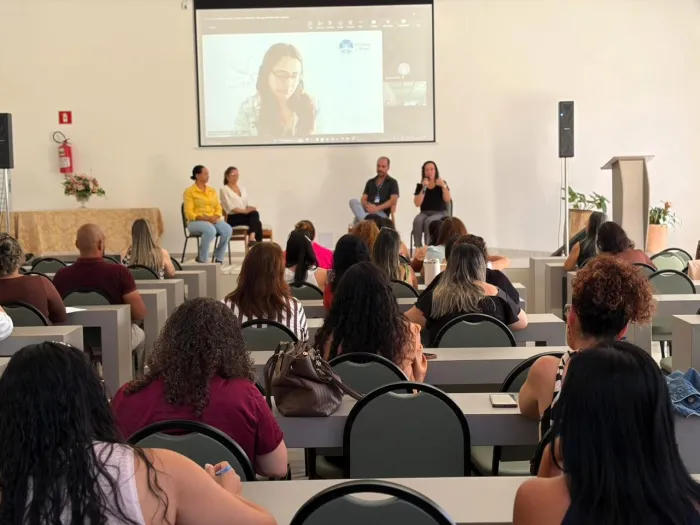 Gestores escolares são capacitados para ampliar divulgação do Método Wolbachia nas escolas