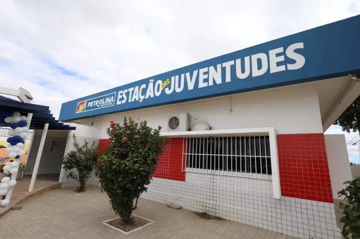 Prefeitura de Petrolina oferece curso gratuito de Design Digital com inteligência artificial para jovens