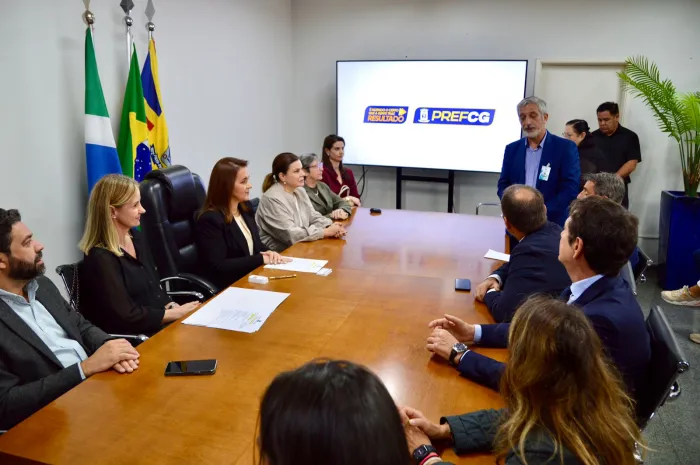 Cidades Irmãs: CG e Turim reforçam acordo durante reunião 