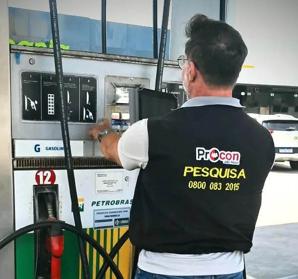 Menor preço do álcool volta a cair em pesquisa do Procon-JP; diferença no litro da gasolina é de R$ 0,51