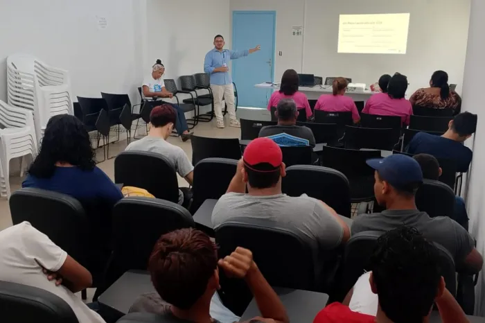Participantes foram convidados a refletir sobre suas trajetórias pessoais, suas escolhas e as possibilidades de mudança