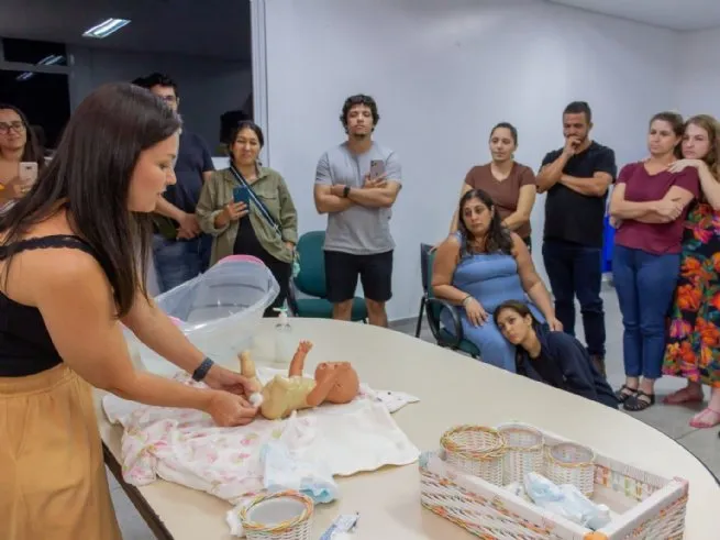 São Sebastião promove curso para casais ‘gestantes’ com orientações sobre gravidez e amamentação do bebê