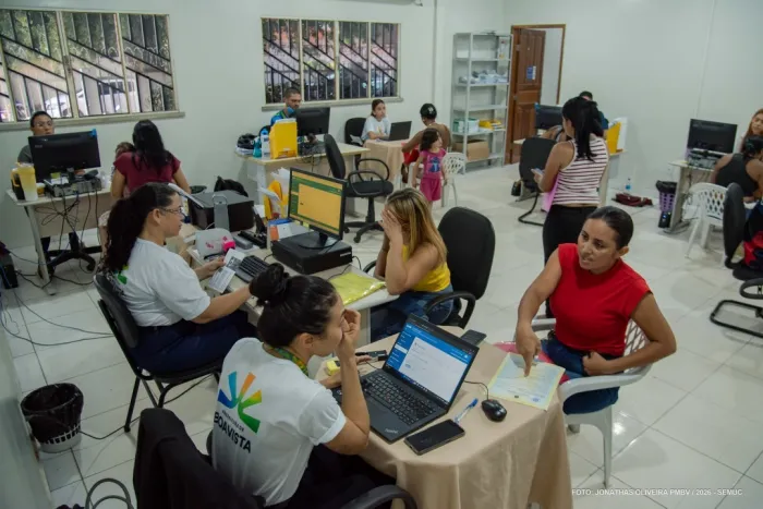 Mutirão no CRAS Sílvio Leite atualiza cadastro, vacinação e pesagem de beneficiários do Bolsa Família