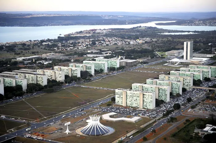 O projeto prevê o preenchimento de 48.826 vagas, além de 4.704 novas vagas - Foto: Ana Volpe/Agência Senado