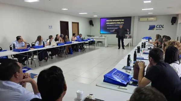 Servidores ampliam conhecimentos sobre Orçamento Público
