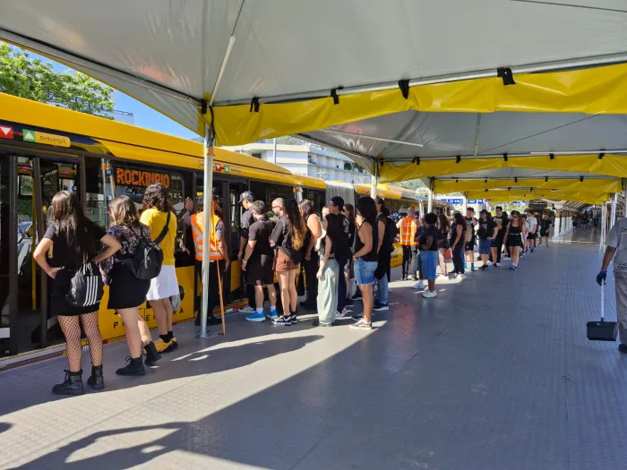 BRT Expresso Rock in Rio transporta 30 mil pessoas no primeiro dia de festival
