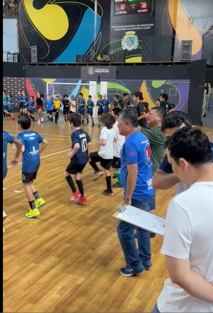 Festival do Madruguinhas reúne 200 crianças e reforça presença do esporte nos bairros de Araçatuba
