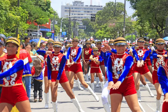 Escolas e outros órgãos municipais de João Pessoa participam do desfile cívico-militar na Av. Duarte da Silveira