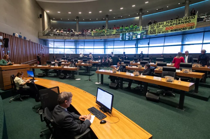 Plenário aprova crédito suplementar de R$ 10 milhões para o Detran-DF