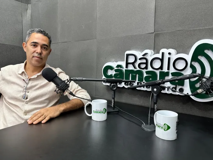 Podcast Lucas em Debate: Setembro Amarelo e os sinais de alerta para a saúde mental em Lucas do Rio Verde