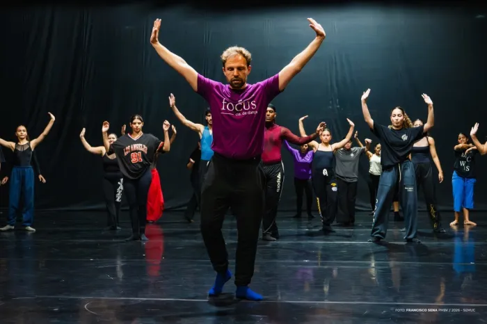 MORMAÇO 2026 - Bailarinos de Boa Vista aprendem técnicas de dança contemporânea no Teatro Municipal