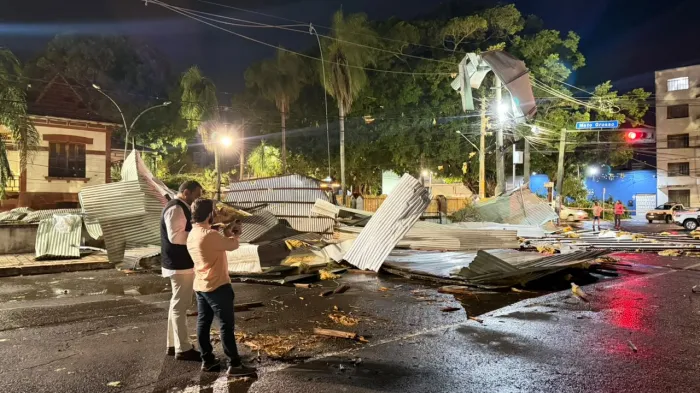 Capital decreta situação de emergência após ventos de 100 km/h 