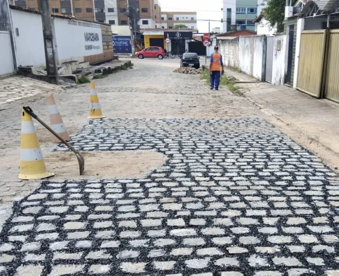 Seinfra inicia a semana com a operação tapa-buraco em 30 bairros da Capital