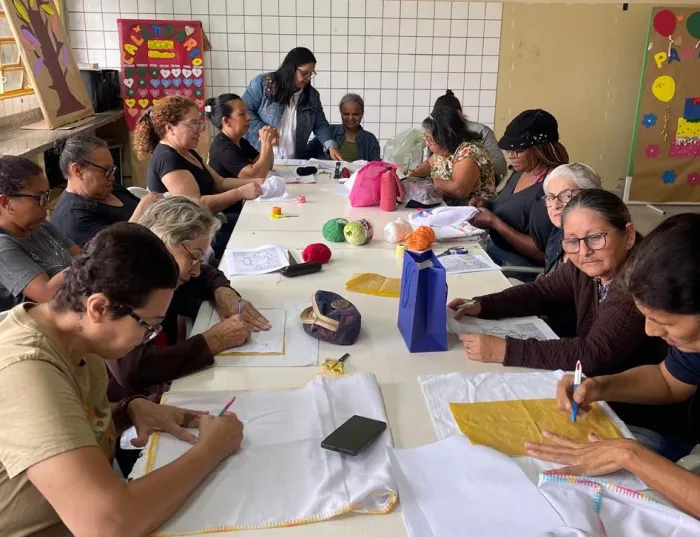 Bordado amplia oportunidades para 20 mulheres em Campo Grande