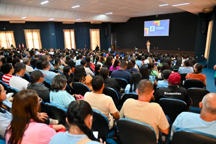 Prefeitura anuncia mudança na data-base de agentes de saúde e promove capacitação para profissionais do setor